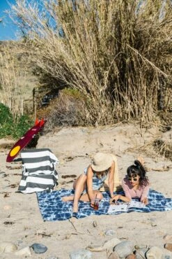 Nomadix Towel Agua Blue Festival Blanket -clothing shop 1O9A0192