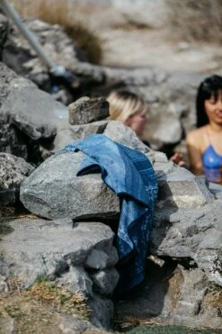 Nomadix Towel North Swell 2 -clothing shop 1O9A6846 540x a926c7d4 3001 418f bd0d b0e3fd1518d1