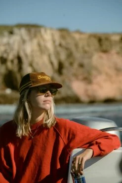 Seager Hat Highwayman Corduroy Snapback -clothing shop 220219 VALASEK 007153 1200x a130fbaa 82ec 4f7c a356 2fa56b177a06 1