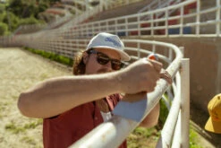 Seager Hat Big Cream Corduroy Snapback -clothing shop 230124 VALASEK 003117 1500x 357164f7 ecc6 4266 aa79 48de60189786 2