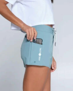 Salty Crew Womens Boardshort Seaworthy Utility -clothing shop 30335115W DUSTURQ 3 750x ba90d0f2 7e1a 45df 8e10 cff474be726d