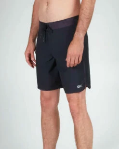 Salty Crew Mens Boardshorts Torrents -clothing shop 30335119 BLK OMSIDELEFT 750x 2d7c1dc2 d282 416e b39c 74cf0c402086