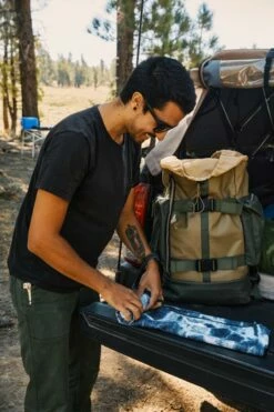 Nomadix Towel Agua Blue Ultralight -clothing shop 542A0637 540x 0ecebf25 67d6 421a 85d9 c8ed26200320