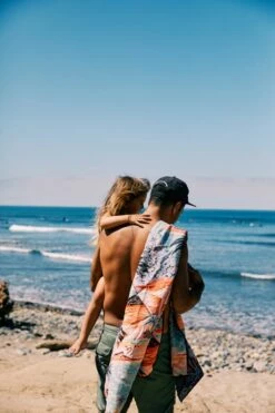 Nomadix Towel Island Time -clothing shop 542A4686 540x 3ab6dc35 8868 4bde 9511 bca33f061a2a