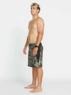 Volcom Mens Boardshorts Surf Vitals Jack Robinson Mod-Tech -clothing shop A0812301 CAM 10 thdwmb 1188x1584 6aa213f4 a8e7 462e a700 671be61acd8e
