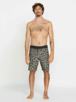 Volcom Mens Boardshorts Stone Party Animals Stoney -clothing shop A0822303 MIL 02 od7xff 1188x1584 72ced5df d6d4 40f4 b2ca a577c401dc61
