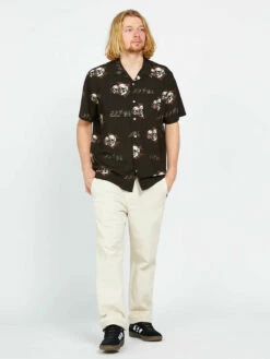 Volcom Mens Pants Nailer Chino -clothing shop A1142200 WCG 4 1188x1584 crop ce