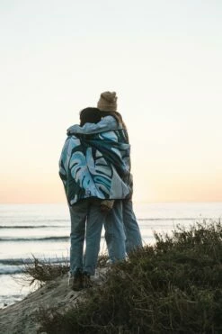 Nomadix Towel Monstera Blue 11 Nomadix Towel Monstera Blue -clothing shop AT5I2502 540x 29d3a4cf 6a69 4945 bd6c e55cf2dd9e1e