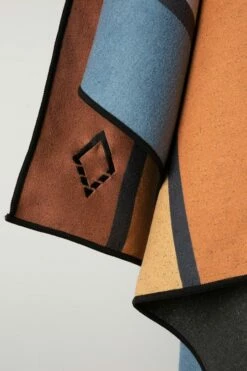 Nomadix Towel Stripes Sunset -clothing shop AYXHKMUiRAGQkeskg6zk Nomadix5 153 540x 607118e4 8d7a 4d6a ac37 9e48fefd9834