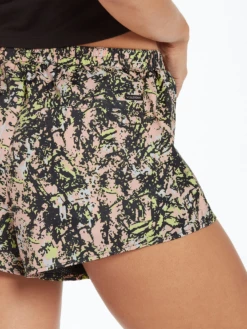 Volcom Womens Shorts Wind It Up Runner -clothing shop B0912201 COR 2