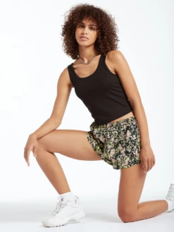 Volcom Womens Shorts Wind It Up Runner -clothing shop B0912201 COR 3