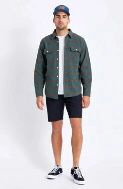 Brixton Mens Shorts Choice Chino -clothing shop CHOICE CHINO SHORT 04215 BLACK 4