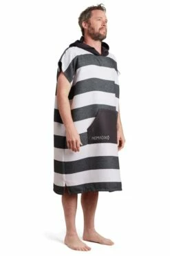 Nomadix Towel Stripes Noll Black Changing Poncho -clothing shop CP STRP 101 SD1 540x d52031ea 2d4e 40fa be49 9bd724ef0ab3