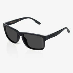 Madson Sunglasses Pivot -clothing shop DSC 3046 square 600x 2x 1e4a7ba4 d5ef 403f a5c1 badc336cfdd3