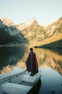 Nomadix Puffer Blanket -clothing shop EA6A2965