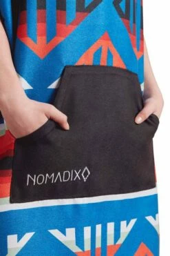 Nomadix Towel Bend Blue Orange Changing Poncho -clothing shop KCP BEND 101 DTL1 540x 4a82febc b612 4610 bc4d 09d83952386a