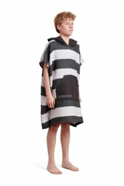 Nomadix Towel Stripes Noll Black Changing Poncho -clothing shop KCP STRP 101 SD1 540x 3b2ae79a 0f9a 437e a536 33c172cb8a9c