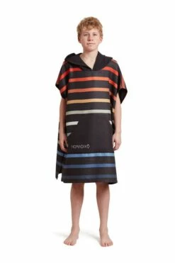 Nomadix Towel Pinstripes Multi Changing Poncho -clothing shop KCP STRP 110 FRT2 540x f7c9f196 f63a 49ac b3ab f6ba57437e34