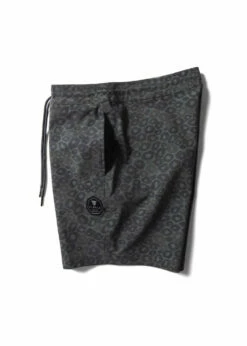 Vissla Mens Boardshorts Growler 16.5" -clothing shop M1042GRO 3 ade09825 bfca 4a3d 8a