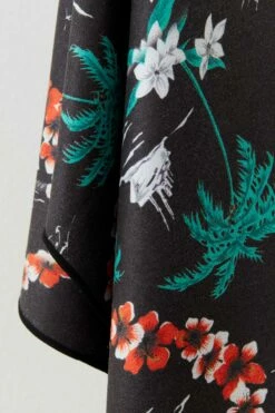 Nomadix Towel Lei -clothing shop NM LEIS 101 DRP