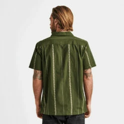 Roark Revival Mens Woven Gonzo Camp Collar -clothing shop RW635 DKM 102 1024x1024 4b86ff00 916a 4e6a b4d1 2613c0a2fbaf