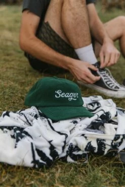 Seager Hat Big Fleece Snapback -clothing shop ScreenShot2022 09 27at3.15.36PM 1190x fd01a46f 1770 47b8 94eb 5de35c339a53