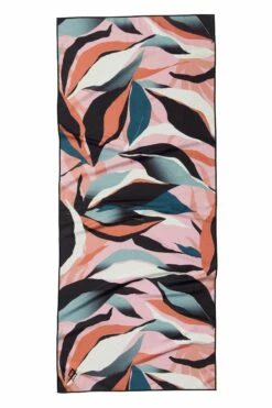 Nomadix Towel Leafy Pink -clothing shop TBeMkokIQP6RqQ1wR2O3 NM LEAF 101 FRT1