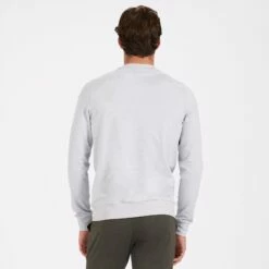 Vuori Mens Sweatshirt Ponto Performance Crew -clothing shop V224HPT 3 2048x 0c7177cd 6be0 443f a480 b58813617997