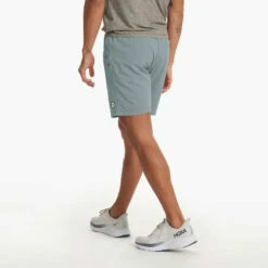 Vuori Mens Shorts Kore -clothing shop V302STY SP23 M ECOMM SHORTS BOTT 2