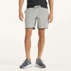 Vuori Mens Shorts Banks -clothing shop V330ELT 3520 1200x crop center jpg