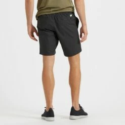 Vuori Mens Shorts Ripstop Climber -clothing shop V370CCL 3 800x 0f507484 57c7 4bab 9b33 2107056bb107