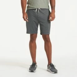 Vuori Mens Shorts Sunday Performance -clothing shop V381HCC 0680 1200x crop center jpg
