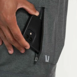 Vuori Mens Shorts Sunday Performance -clothing shop V381HCC 0703 1200x crop center jpg