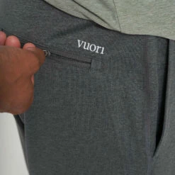 Vuori Mens Shorts Sunday Performance -clothing shop V381HCC 0707 1200x crop center jpg