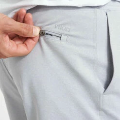 Vuori Mens Shorts Sunday Performance -clothing shop V381HPT 1422 1200x crop center jpg