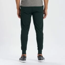 Vuori Mens Pants Sunday Performance Jogger -clothing shop V416BLG 3 2048x a2770ce1 027b 4ff2 b786 b4c01de9d55e