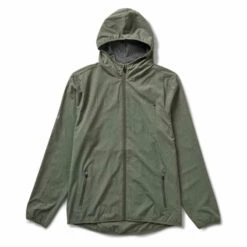 Vuori Mens Jacket Outdoor Trainer Shell -clothing shop V512DPL 1200x crop center jpg