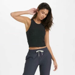 Vuori Womens Tank Top Elevation Plyo -clothing shop VW1004HBK 1 fc5cdaed 5fef 42fe 8