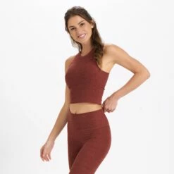 Vuori Womens Tank Top Elevation Plyo -clothing shop VW1004HBR 2 2048x cfc93860 639b 4ba5 8bf3 b64fe574b303