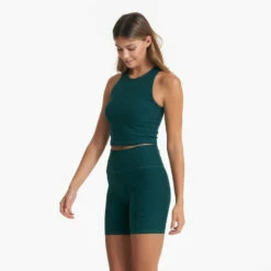 Vuori Womens Tank Top Elevation Plyo -clothing shop VW1004HJA 00608 1200x crop cente