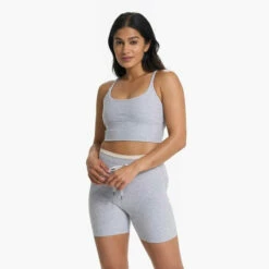 Vuori Womens Tank Top Long Line Elevation Bra -clothing shop VW1008LHG 1239 CO22 1200x crop c