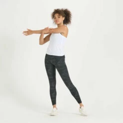 Vuori Womens Tank Top Sunrise High Neck Tank -clothing shop VW1012WHT 5 1200x crop center.jp