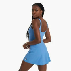 Vuori Womens Tank Top Daily Crop -clothing shop VW1027BAL SP23 W ECOMM TOPS 0611