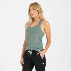 Vuori Womens Tank Top Lux Performance -clothing shop VW108KEL 2 2048x 8c195224 d3be 46d0 b239 e724f6aa72c5