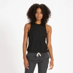 Vuori Womens Tank Top Energy -clothing shop VW123BLK 1 2048x bb7e17d1 b9d3 442d b324 1da65f93b5c0