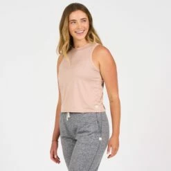 Vuori Womens Tank Top Energy -clothing shop VW123HDW 2 2048x d7674124 ac8e 4dcb 9013 f09fc5898b81