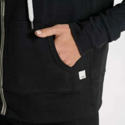 Vuori Womens Shirt Halo 2.0 Performance Hoodie -clothing shop VW268HBK 02971 1200x crop center 2f370dcc 7a19 4361 8025 92c49e9cbafe