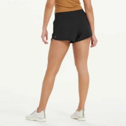 Vuori Womens Shorts Clementine 2.0 28 Vuori Womens Shorts Clementine 2.0 -clothing shop VW3000BLK 0176 1200x crop center 148d8d59 f3a0 414a bab1 aed7f9ce80e2