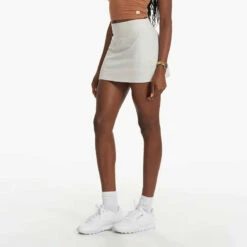Vuori Womens Skirt Halo Performance -clothing shop VW3006HST SP23 W ECOMM SKIRTS 14 2