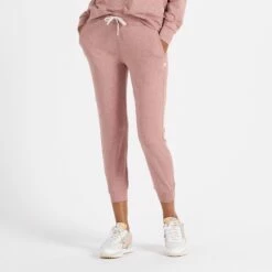 Vuori Womens Pants Performance Jogger -clothing shop VW303HBC 1 2048x ec0b8394 8796 40a1 baea afcba4267c7b